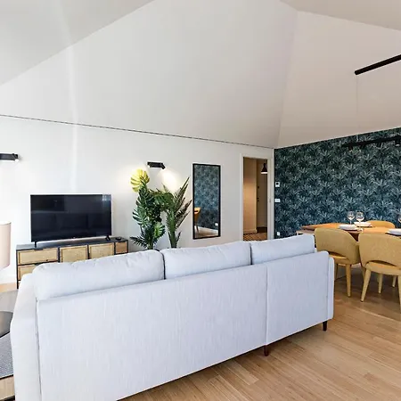 شقة Aliados Premium 1br W/ Terrace By Lovelystay بورتو