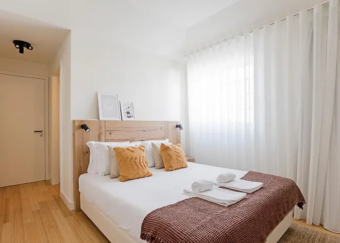 Aliados Premium 1br W/ Terrace By Lovelystay Porto