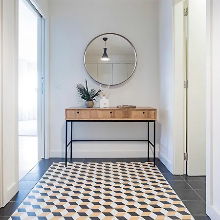 Aliados Premium 1br W/ Terrace By Lovelystay