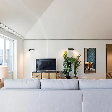 Aliados Premium 1br W/ Terrace By Lovelystay Oporto
